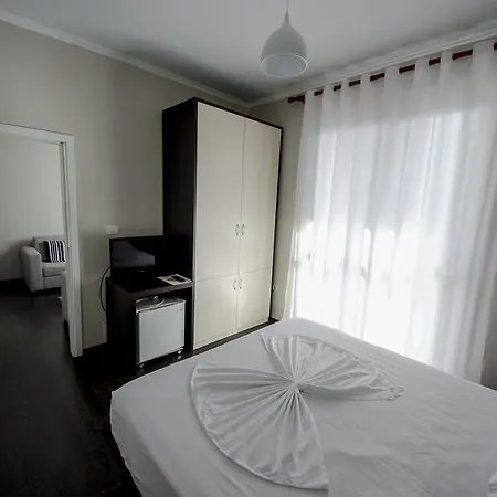 Otel Kadrisa 3*