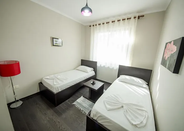 ホテル Kadrisa 3*